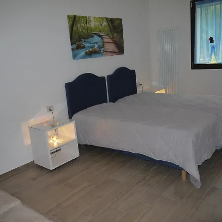 Cara Pace In Collina Per Gruppi *