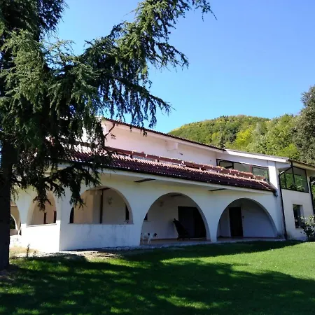 Cara Pace In Collina Per Gruppi *
