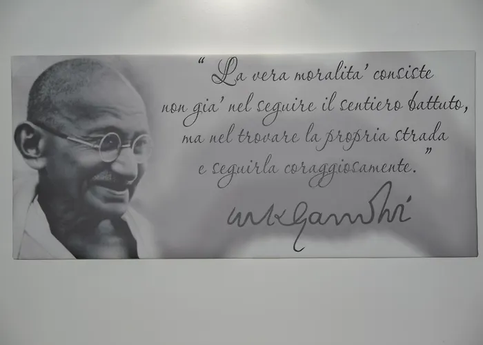 Cara Pace In Collina Per Gruppi