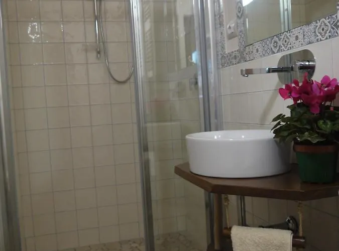 Cara Pace In Collina Per Gruppi בית נופש *